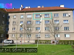 Prodej bytu 3+1, Šumperk, nám. Republiky, 27 m2