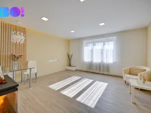 Prodej bytu 3+1, Šumperk, nám. Republiky, 93 m2