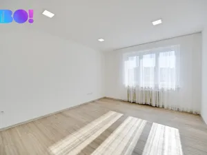 Prodej bytu 3+1, Šumperk, nám. Republiky, 93 m2