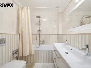 Prodej bytu 5+kk, Karlovy Vary, Sadová, 193 m2