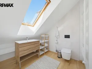 Prodej bytu 5+kk, Karlovy Vary, Sadová, 193 m2