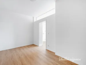 Pronájem bytu 2+1, Praha - Vršovice, Bulharská, 55 m2