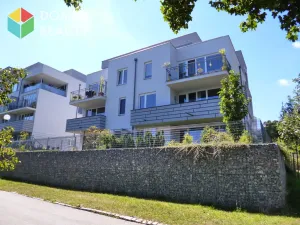 Pronájem garážového stání, Beroun - Beroun-Město, V Zahradách, 12 m2