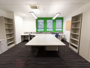 Pronájem kanceláře, Praha - Třebonice, Sárská, 700 m2