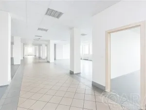 Pronájem kanceláře, Písek, U Vodárny, 614 m2