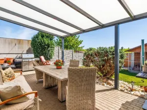 Prodej rodinného domu, Zeleneč, U Lesoparku, 174 m2