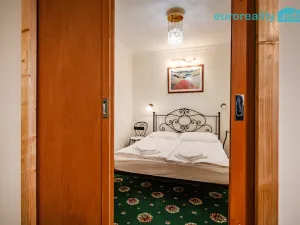 Pronájem ubytování, Karlovy Vary, Libušina, 340 m2