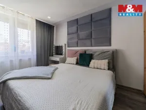 Prodej bytu 2+1, Ostrov, Šafaříkova, 55 m2