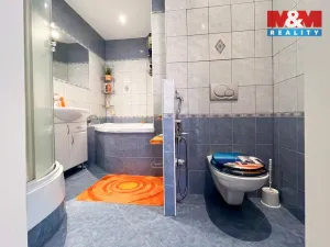 Prodej bytu 3+1, Chomutov, Svahová, 68 m2