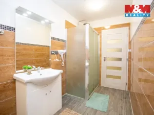 Prodej bytu 2+kk, Dešná, 52 m2