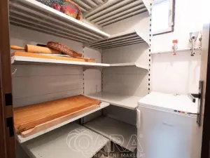 Prodej rodinného domu, Milovice - Benátecká Vrutice, 300 m2