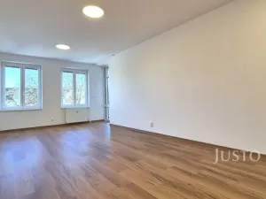 Pronájem bytu 2+kk, Písek - Pražské Předměstí, V Portyči, 65 m2