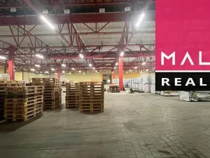 Pronájem skladu, Aš, 8243 m2