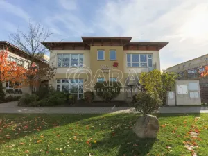 Prodej rodinného domu, Jesenice, Papoušková, 347 m2