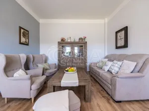 Prodej rodinného domu, Měrunice - Žichov, 186 m2