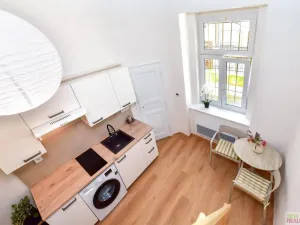 Prodej bytu 1+kk, Praha - Bubeneč, Sochařská, 28 m2