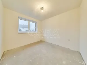 Prodej bytu 4+kk, Mladé Buky - Hertvíkovice, 132 m2