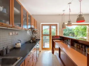 Pronájem rodinného domu, Statenice, Ke Kulnám, 191 m2