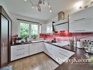 Prodej rodinného domu, Kostelec nad Labem, K Jahodovce, 140 m2