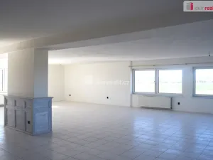 Pronájem komerční nemovitosti, Sukorady, 139 m2