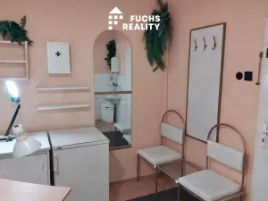 Pronájem obchodního prostoru, Zábřeh, náměstí Osvobození, 12 m2