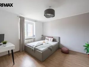 Pronájem bytu 1+1, Mníšek pod Brdy, Rudé armády, 32 m2