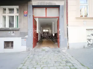 Prodej garáže, Praha - Žižkov, Čajkovského, 16 m2