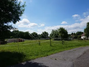 Prodej pozemku pro bydlení, Benátky, 856 m2