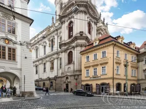 Prodej bytu 4+1, Praha - Malá Strana, Malostranské náměstí, 91 m2