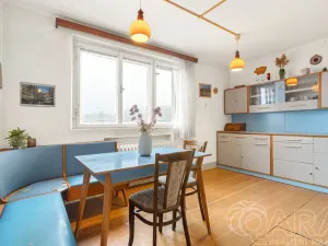 Prodej rodinného domu, Týnec nad Sázavou - Pecerady, 152 m2