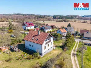Prodej rodinného domu, Kvášňovice, 214 m2