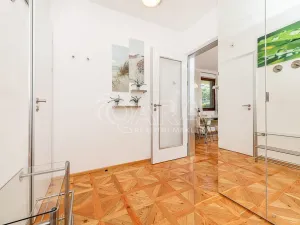 Prodej bytu 1+kk, Praha - Dejvice, Matějská, 33 m2