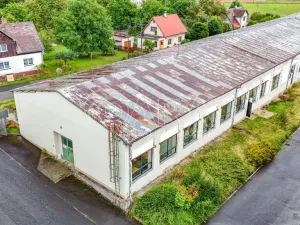 Prodej výrobních prostor, Luby, 1300 m2