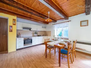 Prodej rodinného domu, Újezd - Rybníček, 290 m2