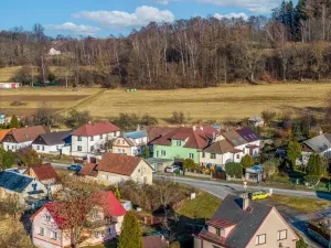 Prodej vícegeneračního domu, Úsobí, 365 m2