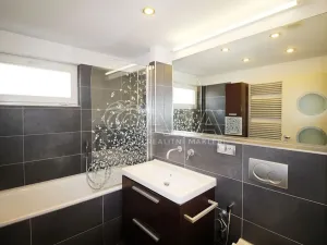 Pronájem bytu 1+kk, Praha - Holešovice, U průhonu, 31 m2