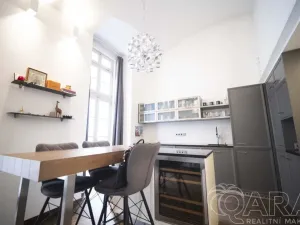 Prodej bytu 2+1, Praha - Nové Město, Soukenická, 62 m2