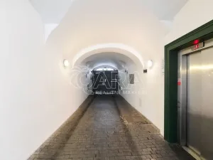 Pronájem bytu 3+1, Praha - Nové Město, Spálená, 127 m2