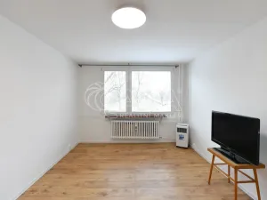 Pronájem bytu 2+kk, Praha - Bohnice, Radomská, 44 m2