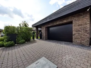 Prodej rodinného domu, Babice, Lomená, 293 m2