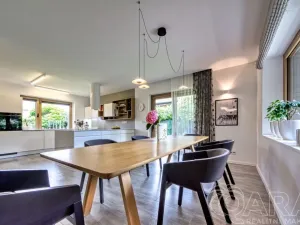 Prodej rodinného domu, Babice, Lomená, 293 m2