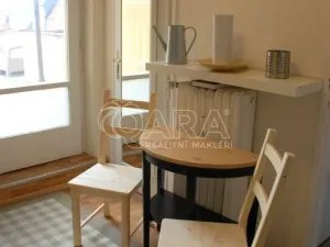 Pronájem bytu 1+1, Praha - Staré Město, Melantrichova, 34 m2