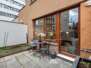 Prodej bytu 1+kk, Praha - Hlubočepy, Geologická, 48 m2