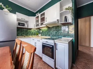 Prodej bytu 2+1, Unhošť, Komenského, 52 m2