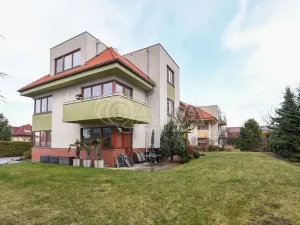 Prodej bytu 3+1, Jesenice, Platanová, 84 m2