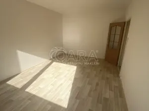 Pronájem bytu 1+kk, Praha - Chodov, Ledvinova, 31 m2