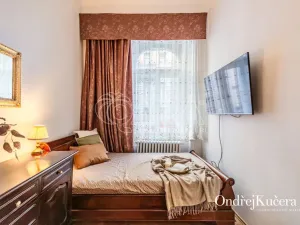 Prodej bytu 2+1, Praha - Smíchov, Janáčkovo nábřeží, 65 m2