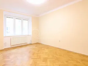 Pronájem bytu 2+kk, Praha - Dejvice, Koulova, 40 m2