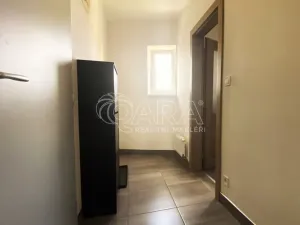 Pronájem bytu 2+kk, Brno, Hrozňatova, 72 m2