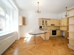 Pronájem bytu 1+kk, Praha - Holešovice, Janovského, 50 m2